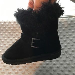 Toddler size 7 girl boots